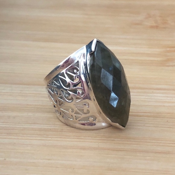 $72  Sterling Silver Estate Ring   Marked SX 925 Thailand  Size 8 open shank. - Picture 1 of 10